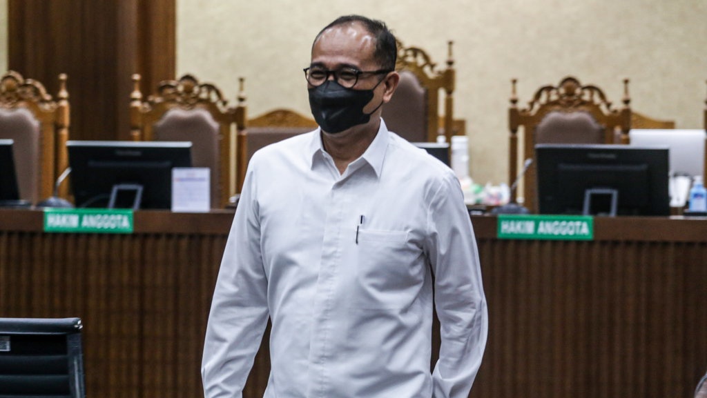 Mantan Pegawai Pajak Rafael Alun Divonis 14 Tahun Penjara