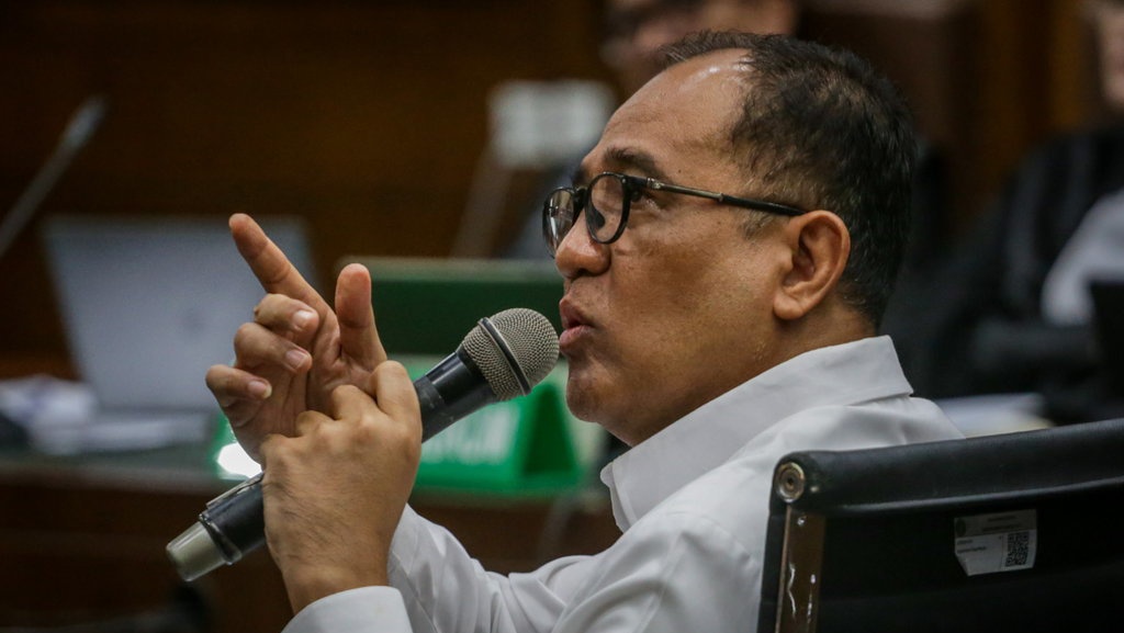 Rafael Alun akan Jalani Sidang Pembacaan Vonis Kamis 4 Januari Rafael Alun akan Jalani Sidang Pembacaan Vonis Kamis 4 Januari