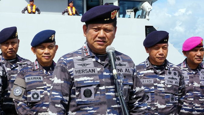 Eks Ajudan Jokowi Laksdya Hersan Resmi Sandang Bintang Tiga Eks Ajudan Jokowi Laksdya Hersan Resmi Sandang Bintang Tiga