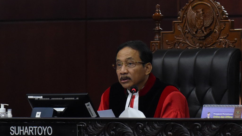 Alasan MK Tolak Gugatan Syarat Usia Capres-cawapres Alasan MK Tolak Gugatan Syarat Usia Capres-cawapres