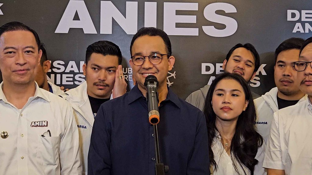 Sindir Paslon Lain, Anies: Kalau Ada Gagasan Tak Perlu Berjoget Sindir Paslon Lain, Anies: Kalau Ada Gagasan Tak Perlu Berjoget