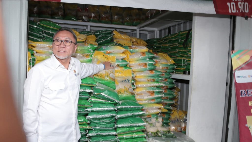 Kenaikan Harga Pangan Dievaluasi, Bukan Dimaklumi, Pak Zulhas