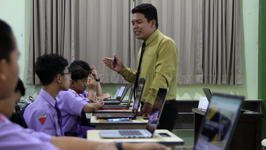 Indeks Pembangunan Manusia Masuk Kategori Tinggi Sentuh 75,90 Indeks Pembangunan Manusia Masuk Kategori Tinggi Sentuh 75,90