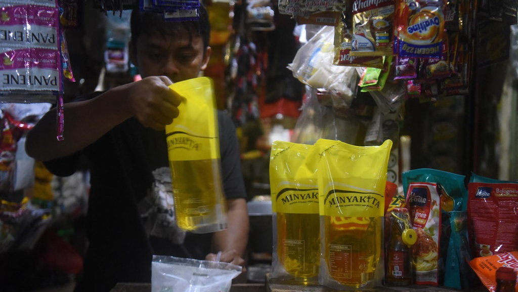 Mendag Usulkan Harga Minyakita Dinaikkan Menjadi Rp15.500/Liter Mendag Usulkan Harga Minyakita Dinaikkan Menjadi Rp15.500/Liter