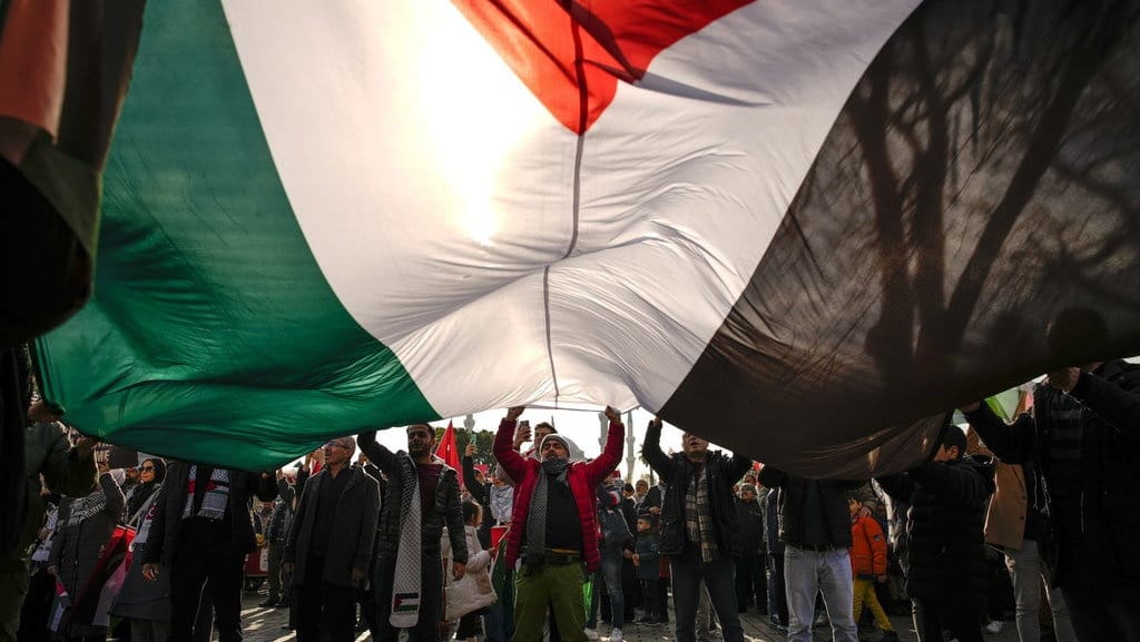 Gencatan Senjata Israel-Palestina: Harapan Baru atau Retorika? Gencatan Senjata Israel-Palestina: Harapan Baru atau Retorika?