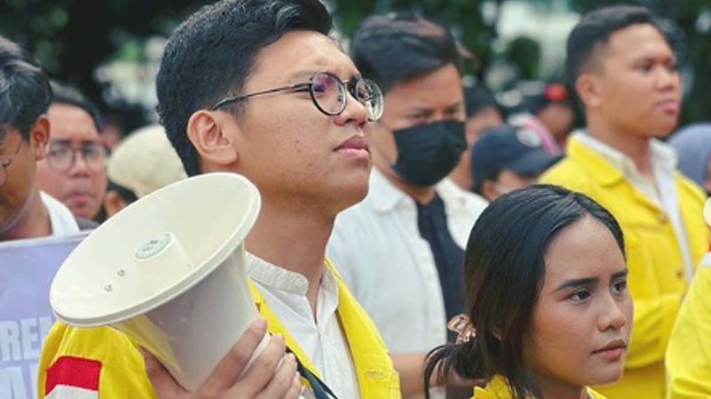 Melki dan Forum Anomali Sebut Presiden Jokowi Bunuh Demokrasi Melki dan Forum Anomali Sebut Presiden Jokowi Bunuh Demokrasi