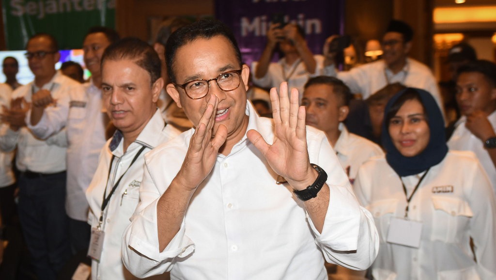 Pemasang Videotron Anies Baswedan Menolak Didampingi Timnas AMIN