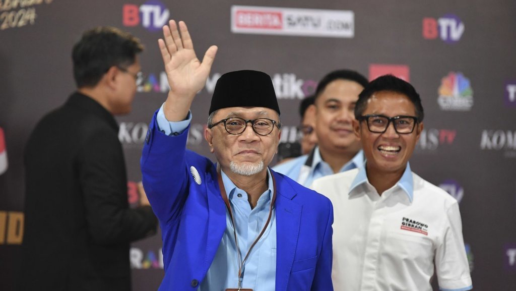 Blunder-Blunder Zulhas di Tengah Dinamika Politik yang Memanas Blunder-Blunder Zulhas di Tengah Dinamika Politik yang Memanas