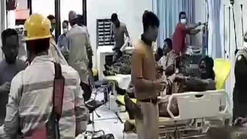 Fix Korban Ledakan Smelter ITSS Morowali 51 Orang, 13 Tewas Fix Korban Ledakan Smelter ITSS Morowali 51 Orang, 13 Tewas