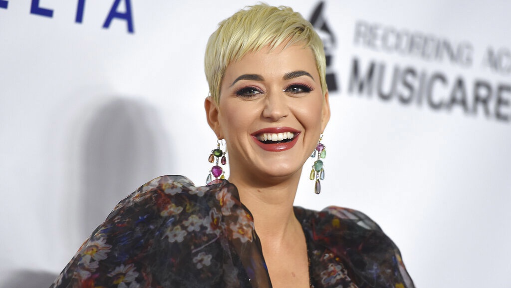 Benarkah Katy Perry & Justin Trudeau Berpacaran? Cek Faktanya Benarkah Katy Perry & Justin Trudeau Berpacaran? Cek Faktanya