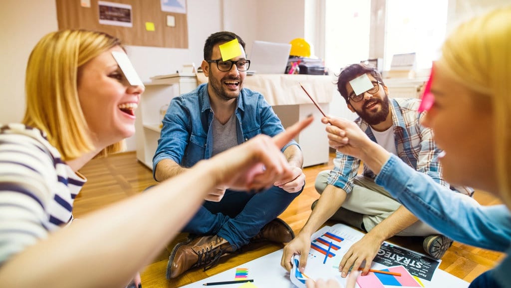 20 Contoh Yel-yel Kelompok yang Singkat, Lucu, dan Menarik