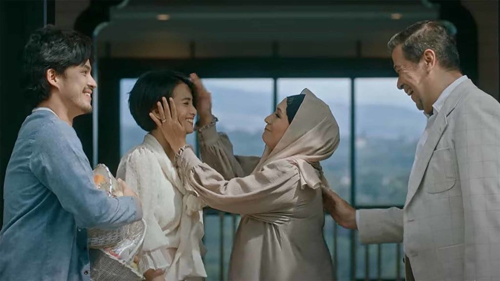 Sinopsis Suami yang Lain, Film Terbaru Acha Septriasa Sinopsis Suami yang Lain, Film Terbaru Acha Septriasa