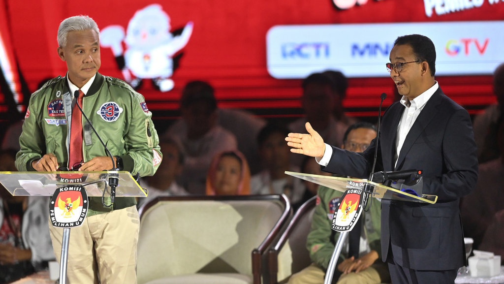 Survei Indikator: Elektabilitas Anies Berhasil Salip Ganjar Survei Indikator: Elektabilitas Anies Berhasil Salip Ganjar