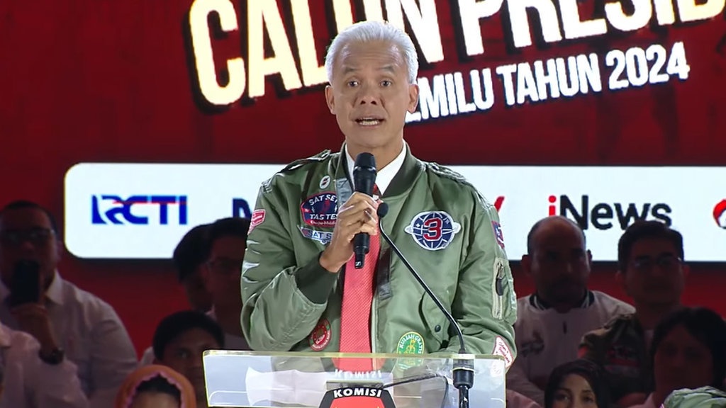 Soal Visi Misi, Ganjar Janji Wujudkan Pertahanan Rakyat Semesta Soal Visi Misi, Ganjar Janji Wujudkan Pertahanan Rakyat Semesta