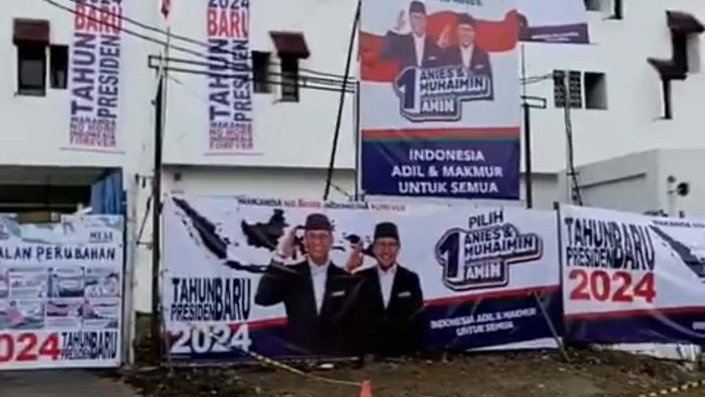 Bawaslu Jakut Telusuri Pemasangan APK AMIN di Kampung Akuarium Bawaslu Jakut Telusuri Pemasangan APK AMIN di Kampung Akuarium