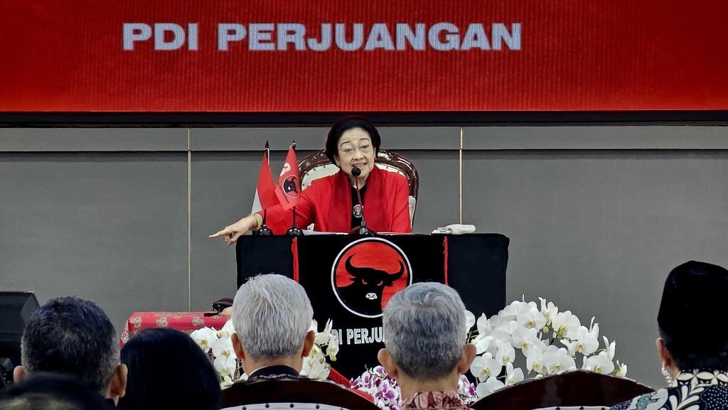 Megawati Singgung KPU & Bawaslu: Tolong Dong Kerja yang Benar Megawati Singgung KPU & Bawaslu: Tolong Dong Kerja yang Benar