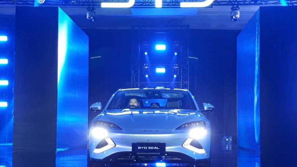 BYD dan Chery Terseret Skandal Subsidi Mobil Listrik di Cina BYD dan Chery Terseret Skandal Subsidi Mobil Listrik di Cina