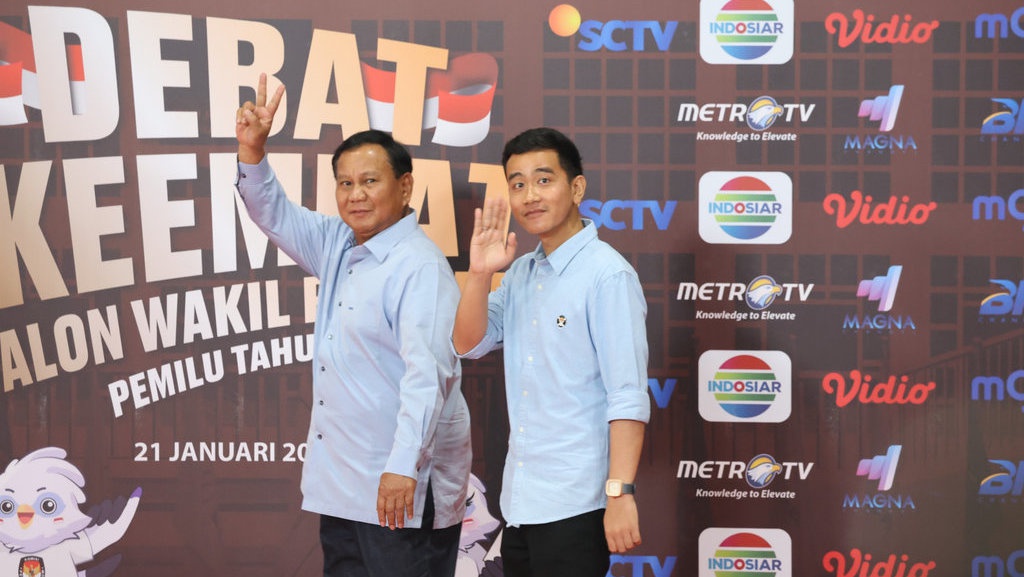 Gibran Ingin Dekatkan Industri Pupuk dengan Lahan Pertanian Gibran Ingin Dekatkan Industri Pupuk dengan Lahan Pertanian