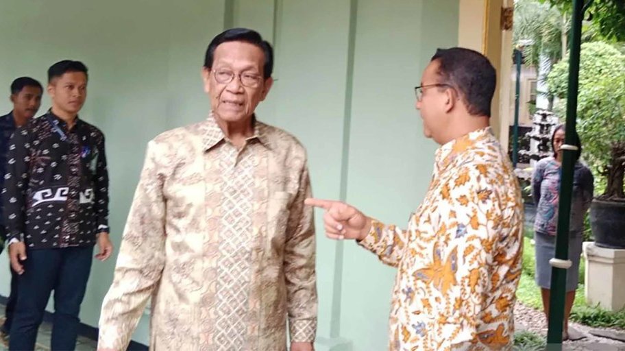 Giliran Capres Anies Baswedan Temui Sri Sultan Hamengku Buwono X Giliran Capres Anies Baswedan Temui Sri Sultan Hamengku Buwono X