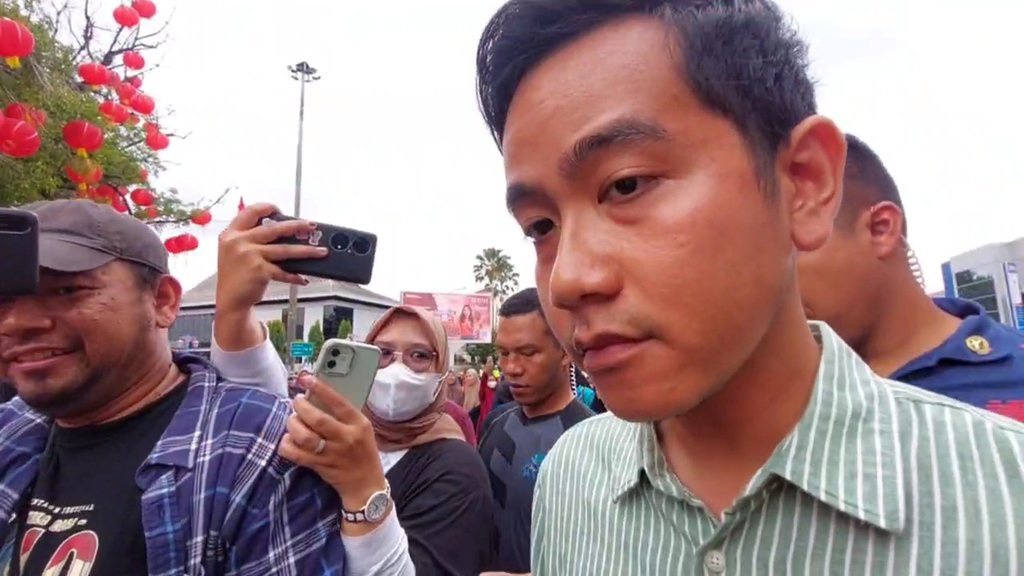 Respons Gibran Usai Almas Hapus Gugatan Ganti Rugi Rp10 Juta