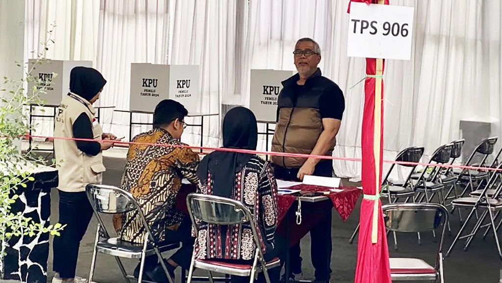 Akil Mochtar hingga Setnov Nyoblos di TPS Lapas Sukamiskin Akil Mochtar hingga Setnov Nyoblos di TPS Lapas Sukamiskin