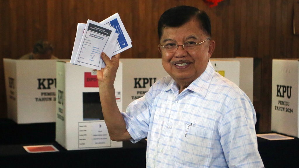 Anies-Imin Temui JK Setelah Keluar Hasil Sementara Hitung Cepat Anies-Imin Temui JK Setelah Keluar Hasil Sementara Hitung Cepat