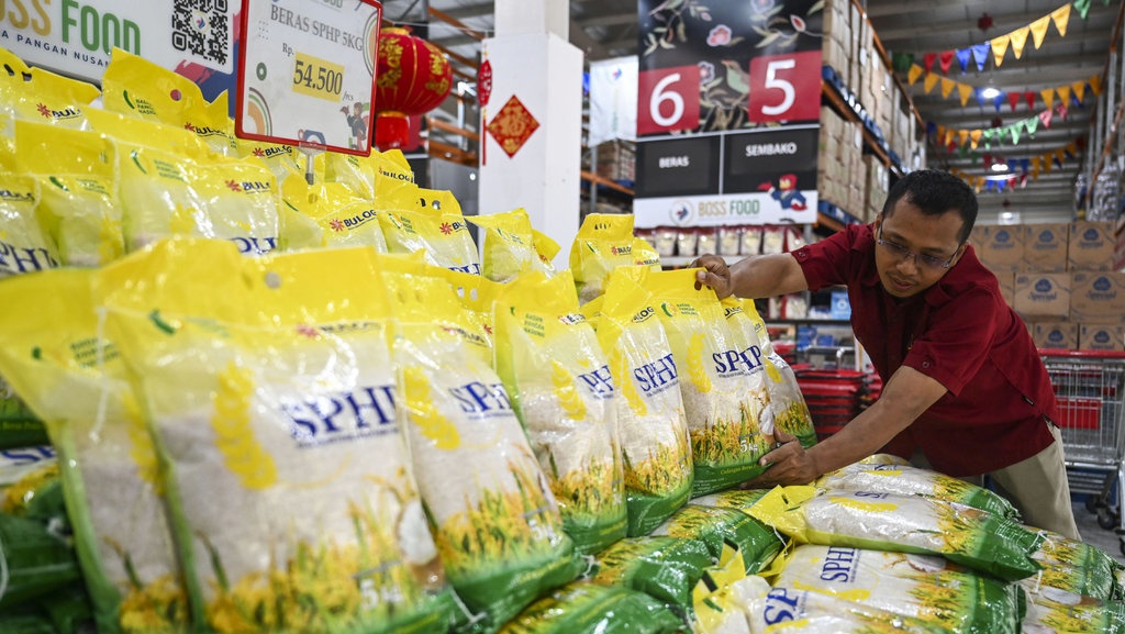 Pemerintah akan Impor Beras 1,6 Juta Ton untuk Isi Stok di Bulog