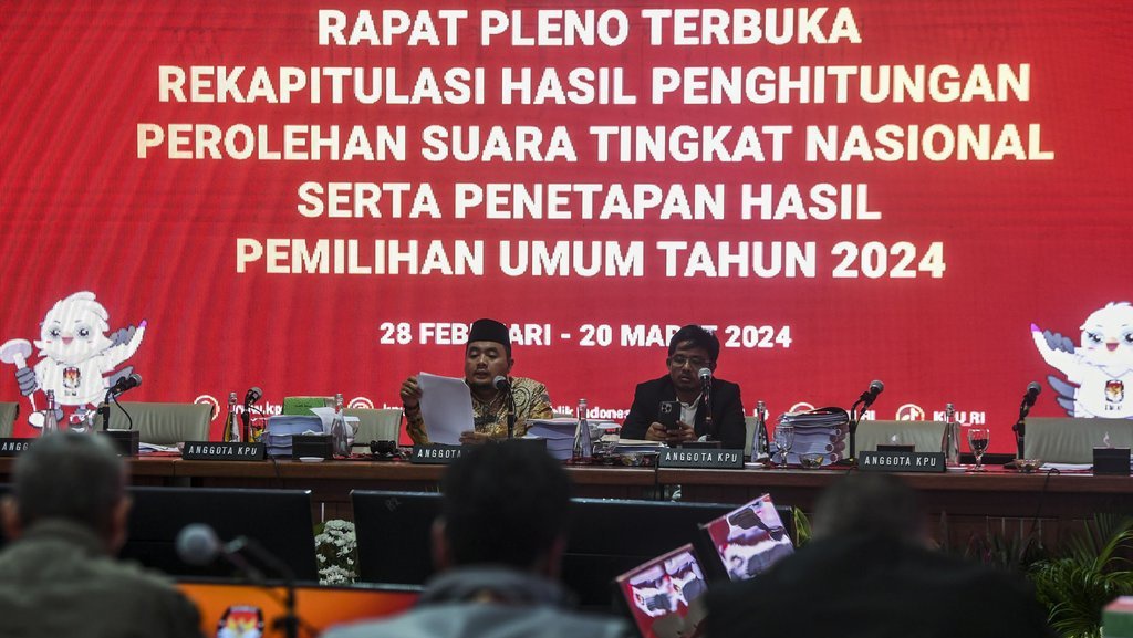 Hasto Tuding Suara Ganjar-Mahfud Dipaksa Hanya Sampai 17 Persen Hasto Tuding Suara Ganjar-Mahfud Dipaksa Hanya Sampai 17 Persen