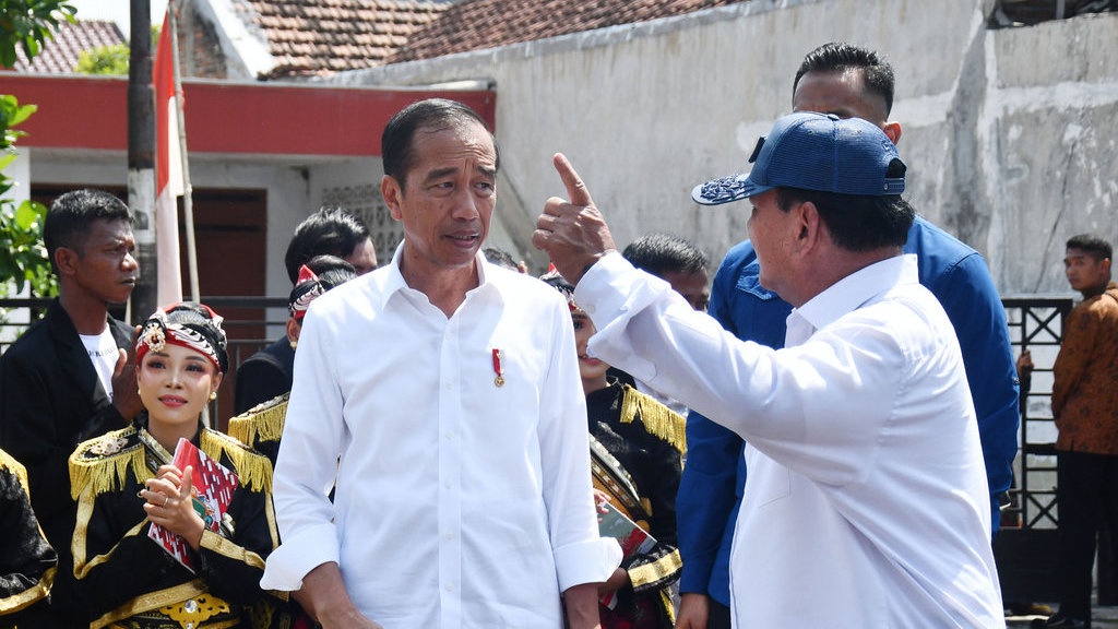 Jokowi Targetkan Smelter di Mempawah Kalbar Rampung Juni 2024 Jokowi Targetkan Smelter di Mempawah Kalbar Rampung Juni 2024