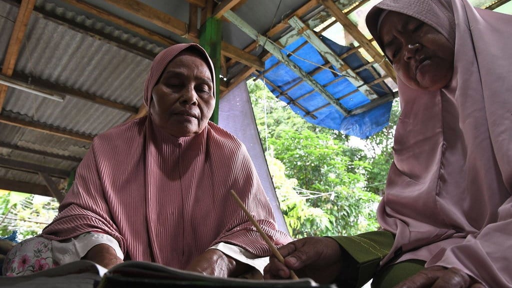 3 Hukum Mim Sukun, Contoh di Al-Qur'an, dan Cara Membacanya 3 Hukum Mim Sukun, Contoh di Al-Qur'an, dan Cara Membacanya