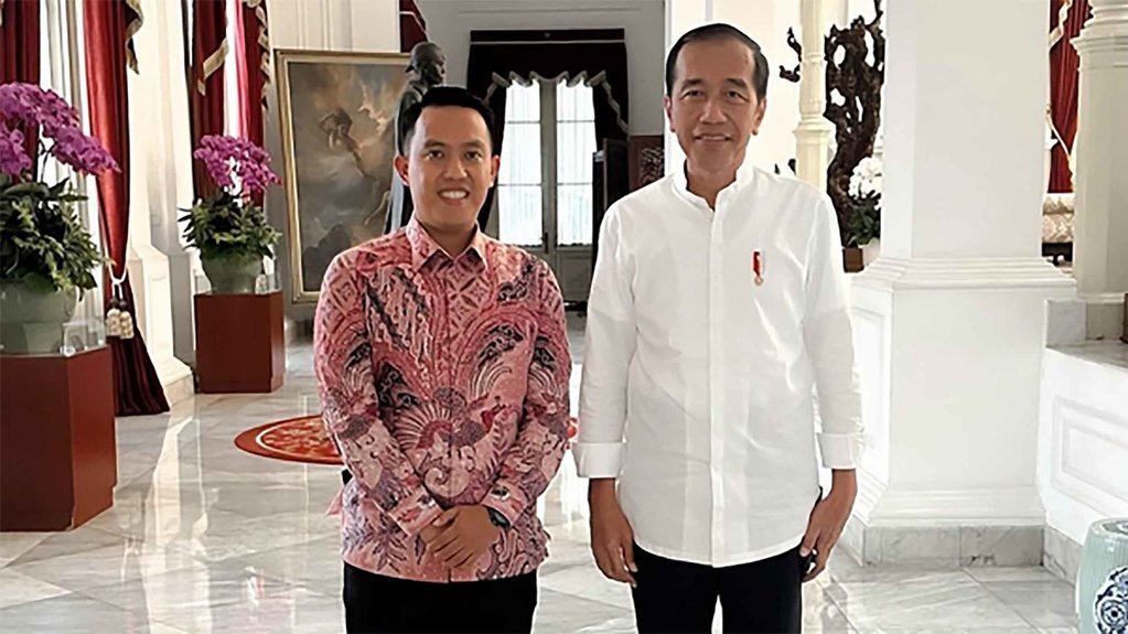 Jokowi Effect Bisa Menangkan Sespri Iriana Jadi Cawalkot Bogor? Jokowi Effect Bisa Menangkan Sespri Iriana Jadi Cawalkot Bogor?