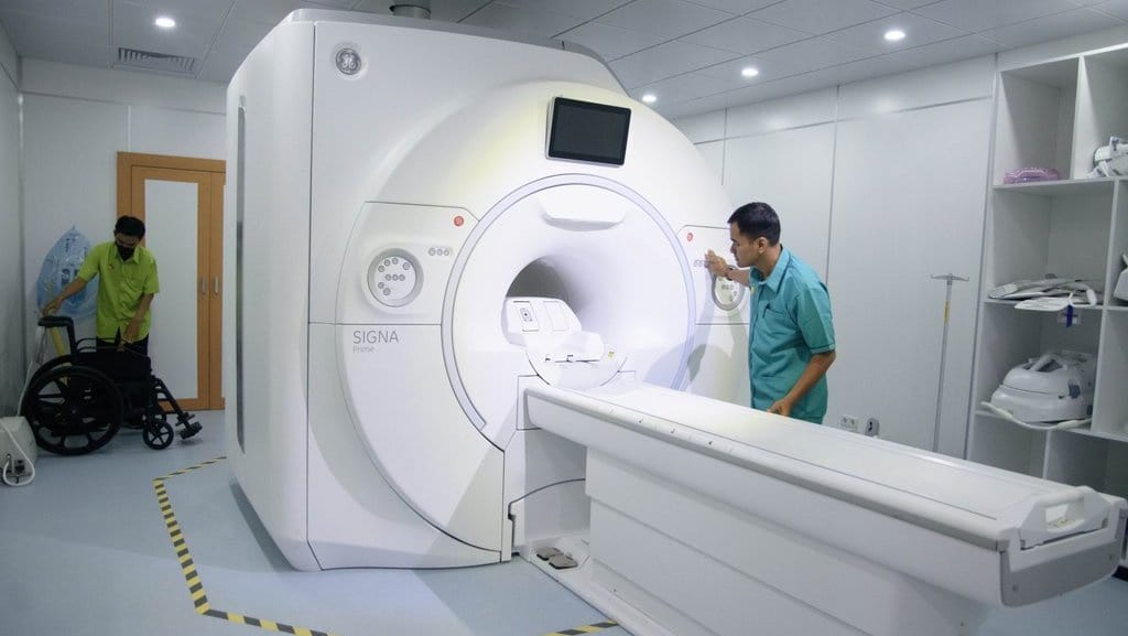 15 Jurusan Kesehatan yang Banyak Peluang Kerja & Gaji Tinggi