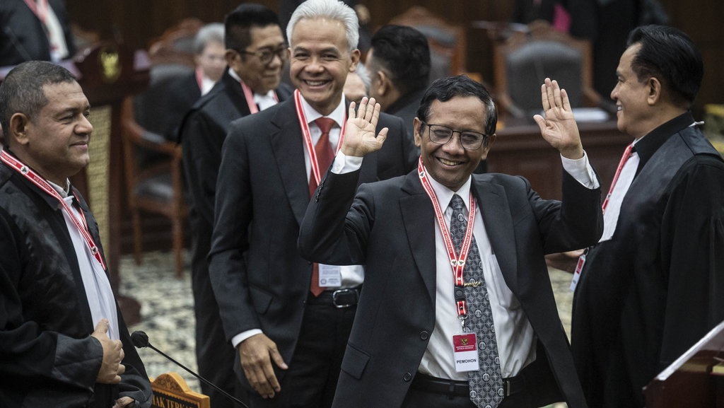 Mahfud: MK 'Mahkamah Kalkulator' bila Tak Bahas Pemilu Curang Mahfud: MK 'Mahkamah Kalkulator' bila Tak Bahas Pemilu Curang