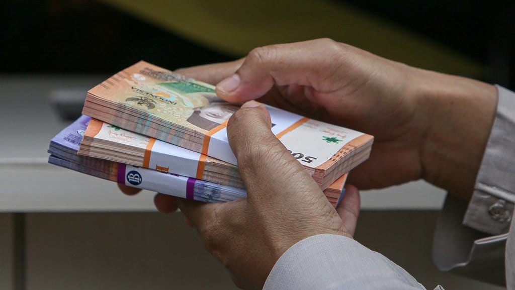 Kurs Rupiah Ditutup Rp16.220 per Dolar AS Hari Ini Kurs Rupiah Ditutup Rp16.220 per Dolar AS Hari Ini