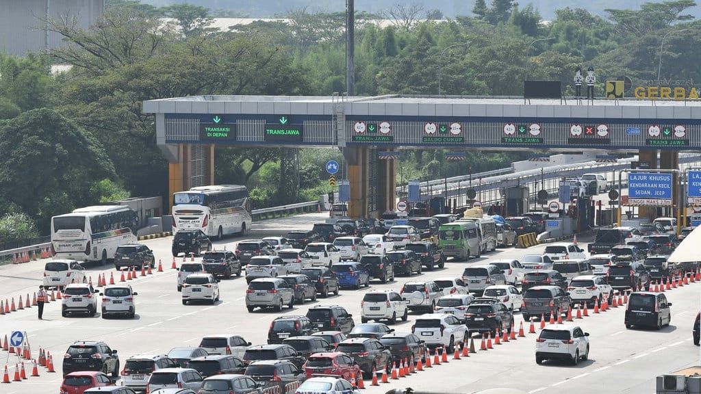 Polri: Kendaraan Keluar Jakarta 140 Ribu, Terbanyak di GT Cikupa