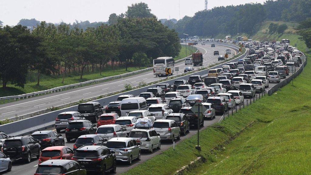 Kapan Puncak Arus Balik Lebaran 2024 & Adakah Rekayasa Lalin? Kapan Puncak Arus Balik Lebaran 2024 & Adakah Rekayasa Lalin?