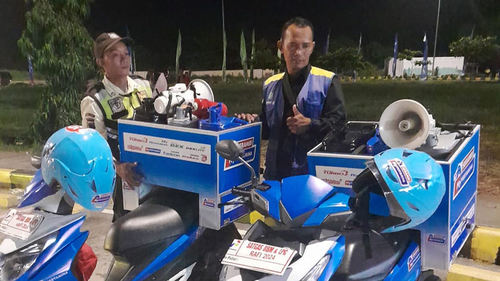 Bantu Mobil Mogok di Tol, Jasamarga Distribusikan Bensin Kemasan