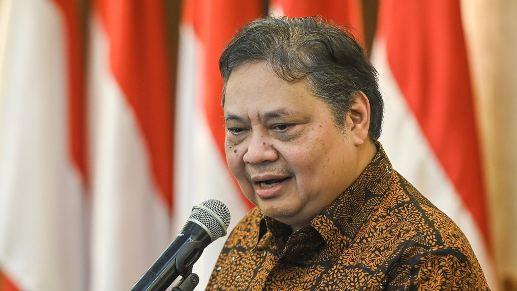 Airlangga: Jokowi dan Gibran Sudah Masuk Keluarga Besar Golkar Airlangga: Jokowi dan Gibran Sudah Masuk Keluarga Besar Golkar