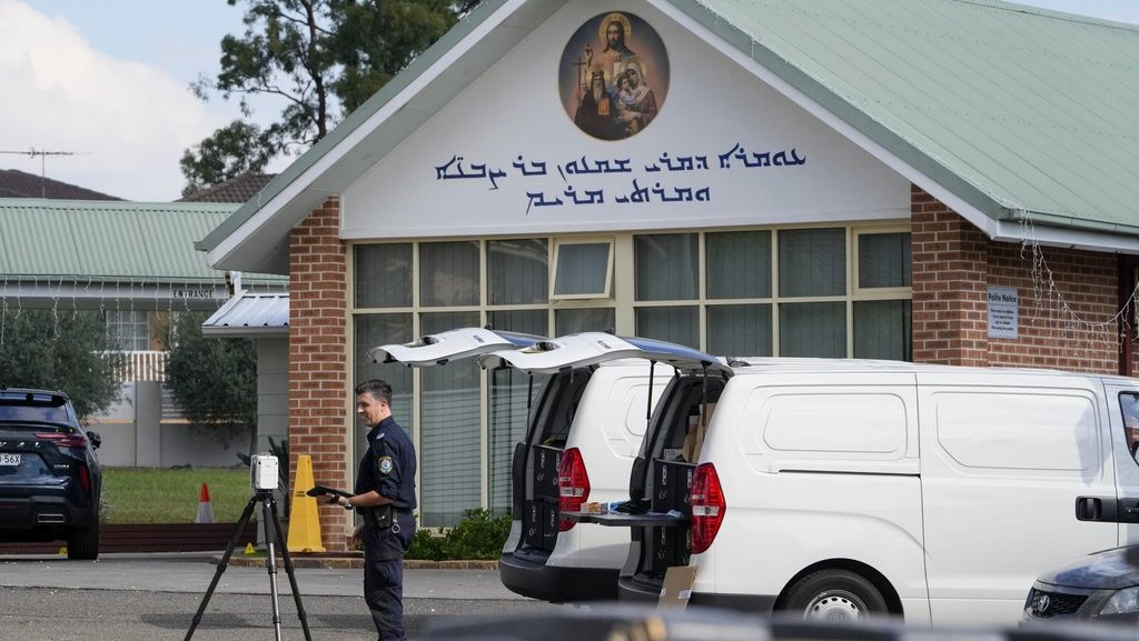 Siapa Pelaku Penikaman Uskup di Gereja Sydney & Apa Motifnya?