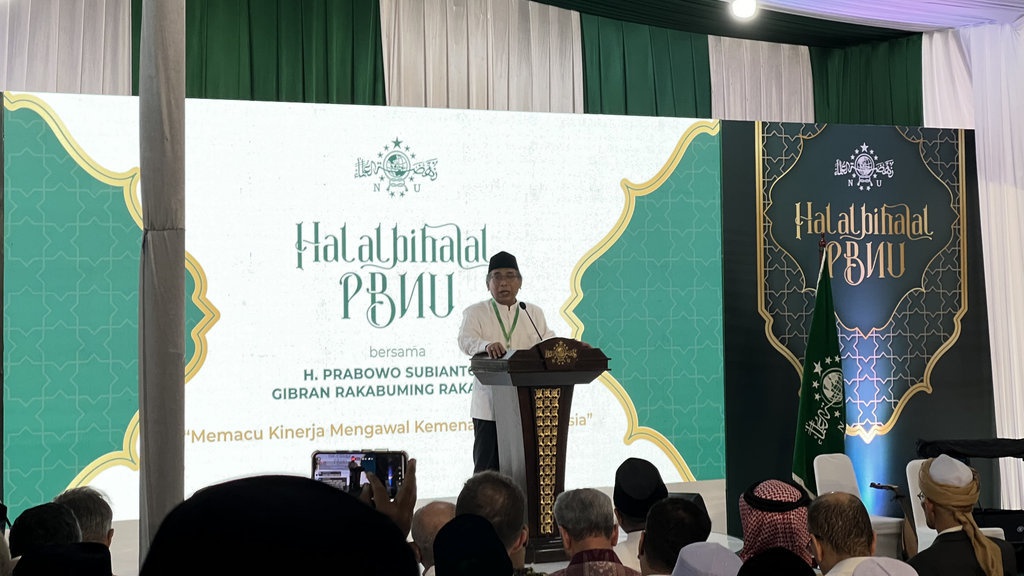 Gus Yahya Pastikan NU Bersama Prabowo-Gibran Gus Yahya Pastikan NU Bersama Prabowo-Gibran