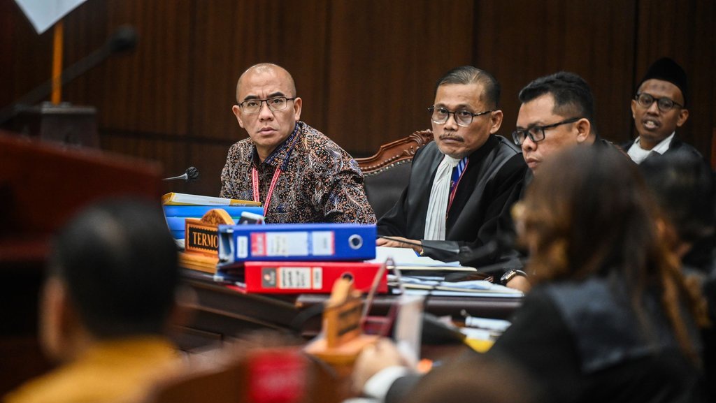 Debat KPU dan DPR soal Rencana Pemakaian Sirekap di Pilkada 2024 Debat KPU dan DPR soal Rencana Pemakaian Sirekap di Pilkada 2024