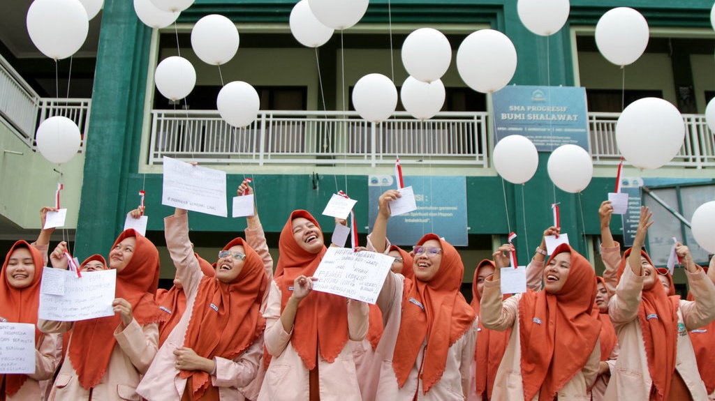 30 Kata-kata Motivasi Pendidikan untuk Peringatan Hardiknas