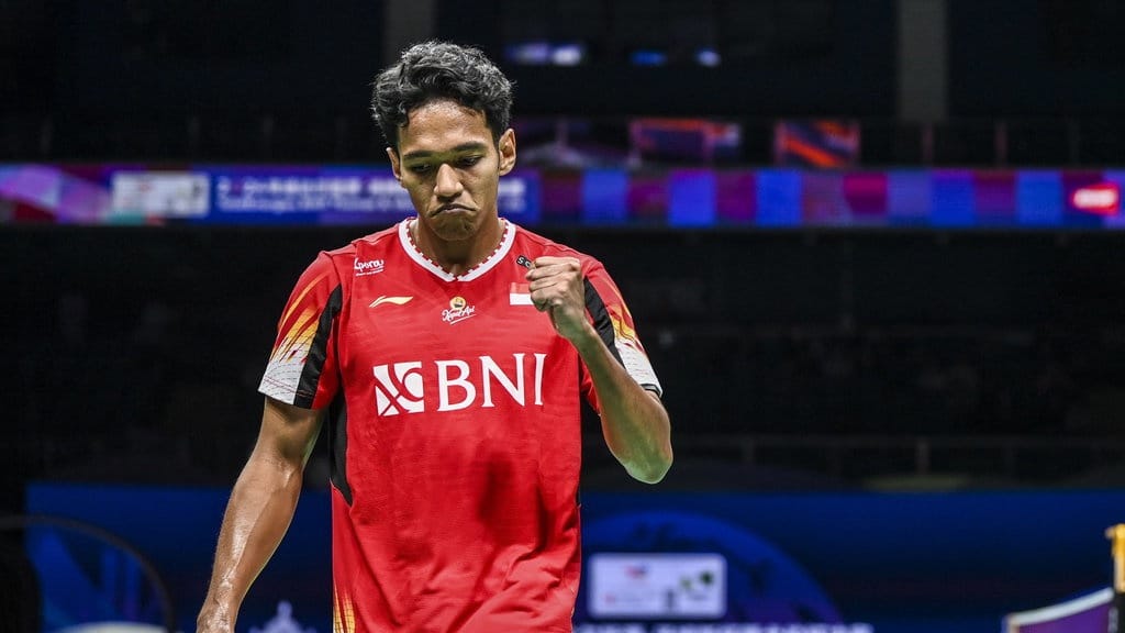 Chico Aura Rebut Gelar Juara Indonesia Master 2025 Super 100