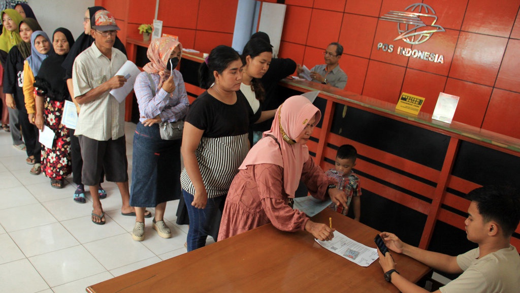 Cara Cek Bansos PKH & BPNT Juli 2025 di HP dengan Mudah Cara Cek Bansos PKH & BPNT Juli 2025 di HP dengan Mudah