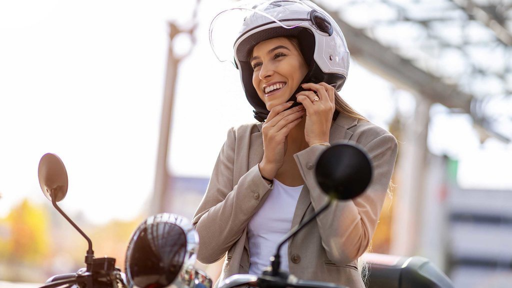 10 Rekomendasi Motor yang Cocok untuk Perempuan 10 Rekomendasi Motor yang Cocok untuk Perempuan