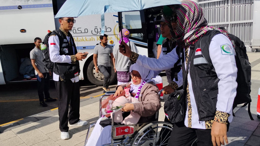 Layanan Fast Track Jemaah Haji Tak Lebih dari Dua Menit Layanan Fast Track Jemaah Haji Tak Lebih dari Dua Menit