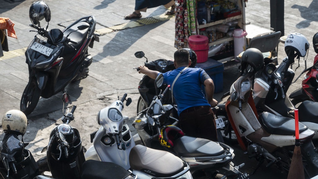 DPRD Minta Pemprov DKI Siapkan Regulasi Parkir & Retribusi Baru