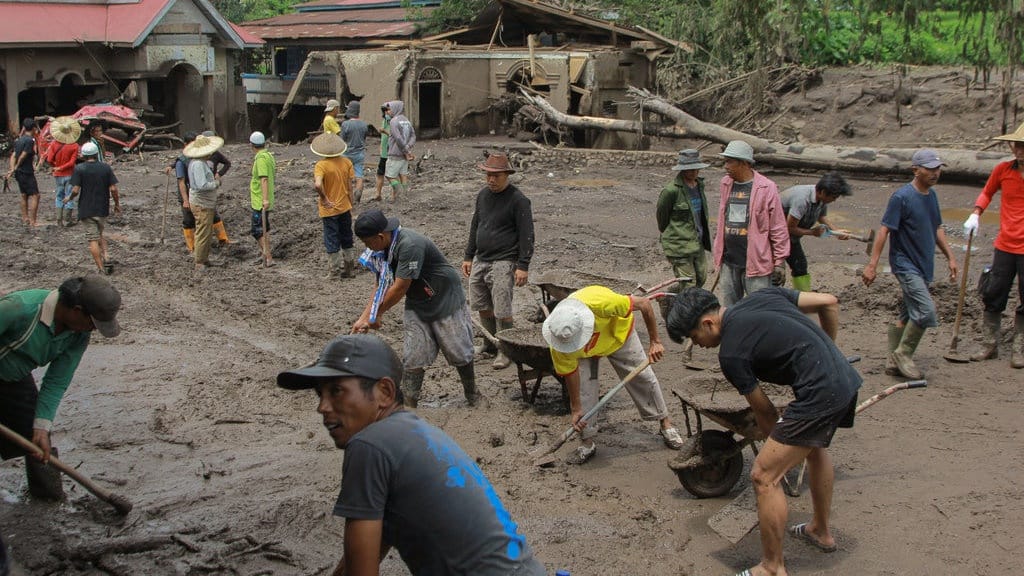 Penyebab Banjir Bandang Lahar Dingin di Sumbar dan Update Korban Penyebab Banjir Bandang Lahar Dingin di Sumbar dan Update Korban