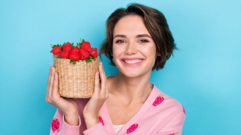 Daftar Makanan yang Membuat Kulit Putih dan Cerah Secara Alami