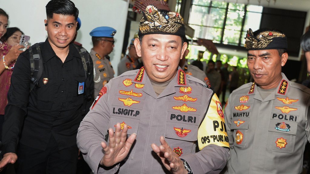 Kapolri Tunjuk 8 Pamen jadi Direktur Reserse Siber Kapolri Tunjuk 8 Pamen jadi Direktur Reserse Siber